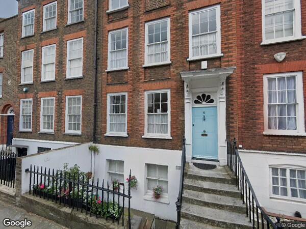 Flat Ormond Road in Greater London