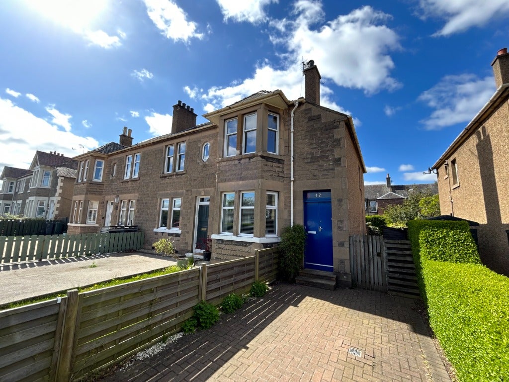 Flat Balgreen Road in City of Edinburgh