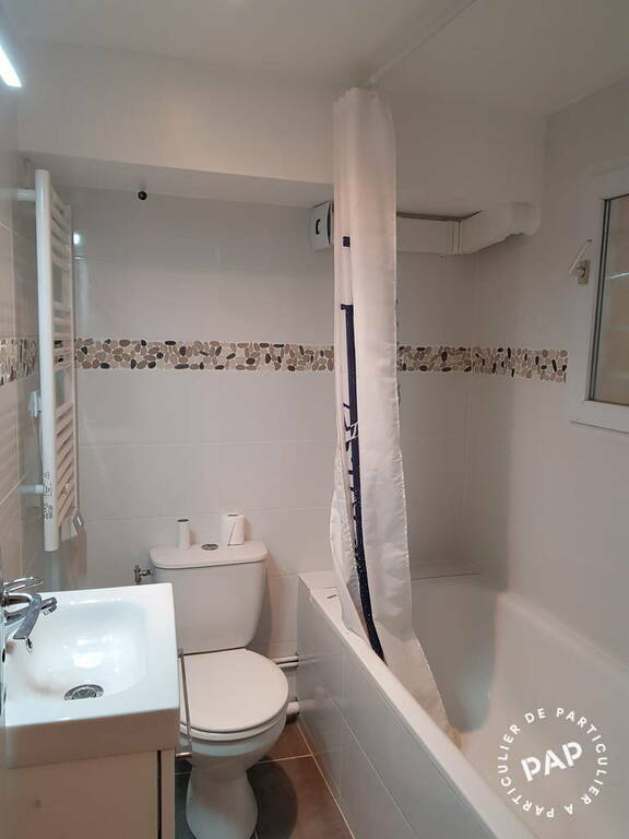 Appartement Rue Clovis Hugues à Paris