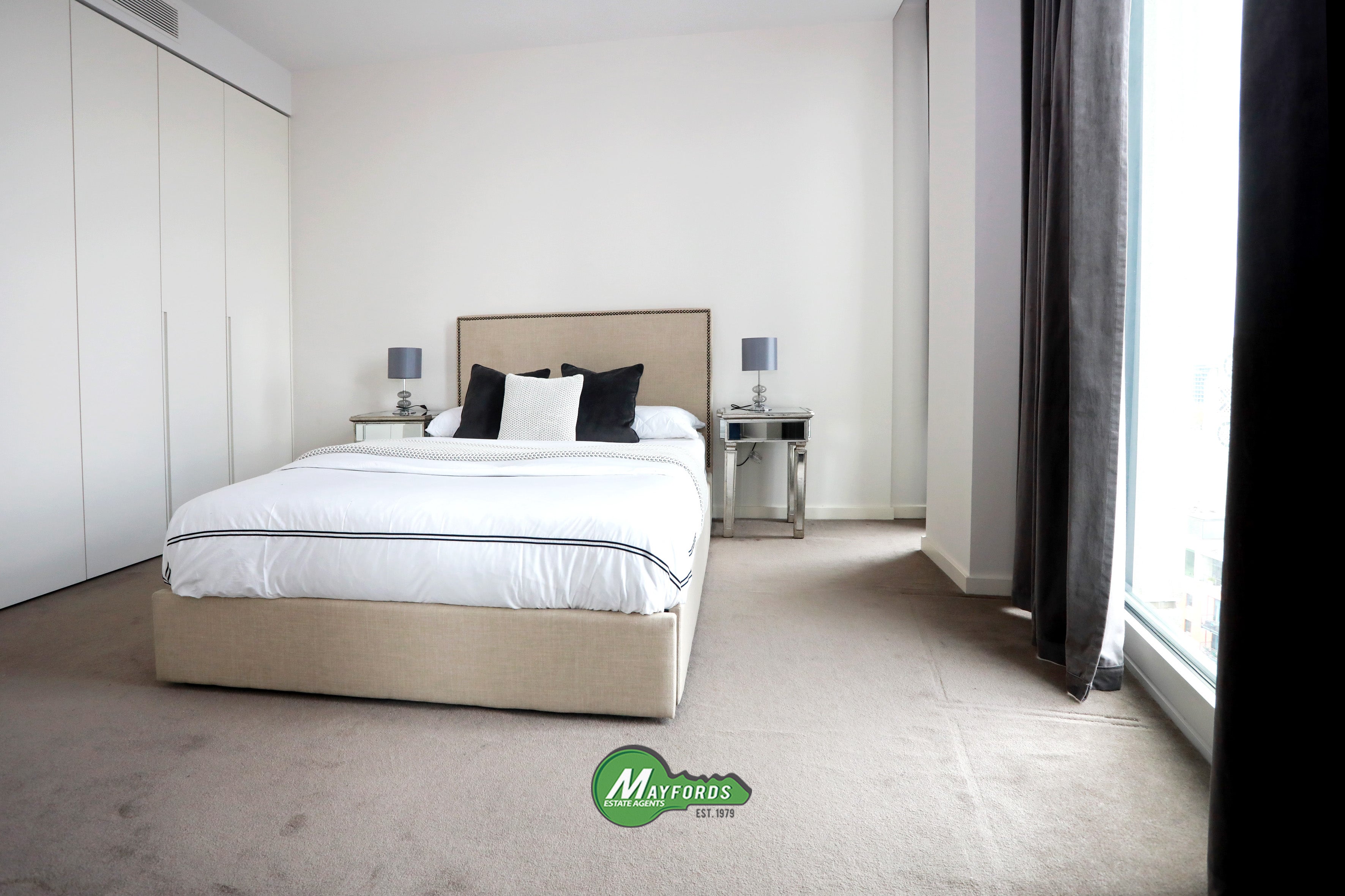 Flat Stamford Street in Greater London