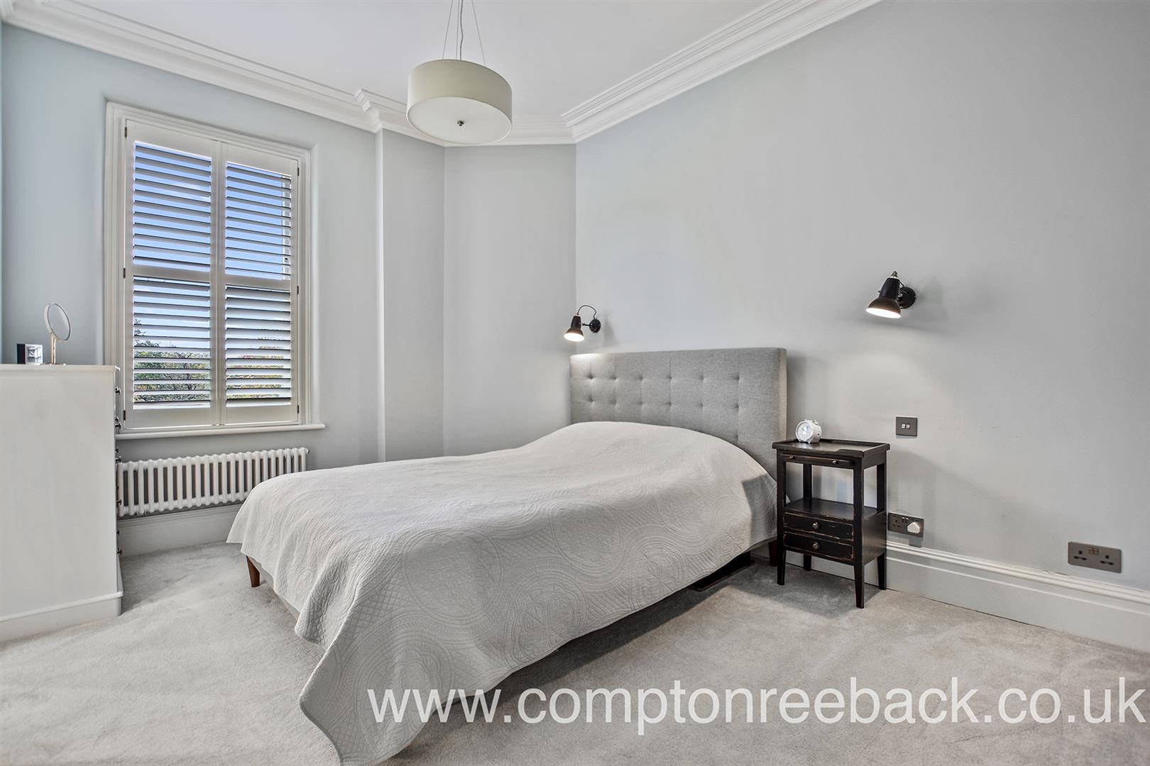 Flat Castellain Road in City of Westminster