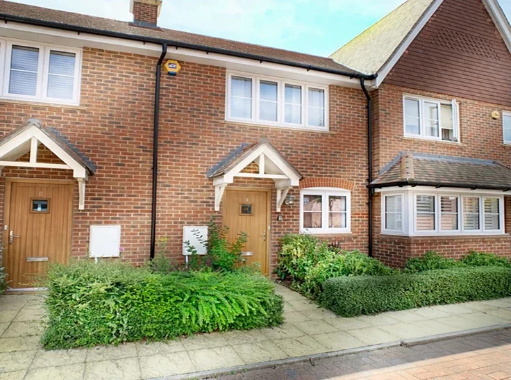House Chambers Way in Wokingham