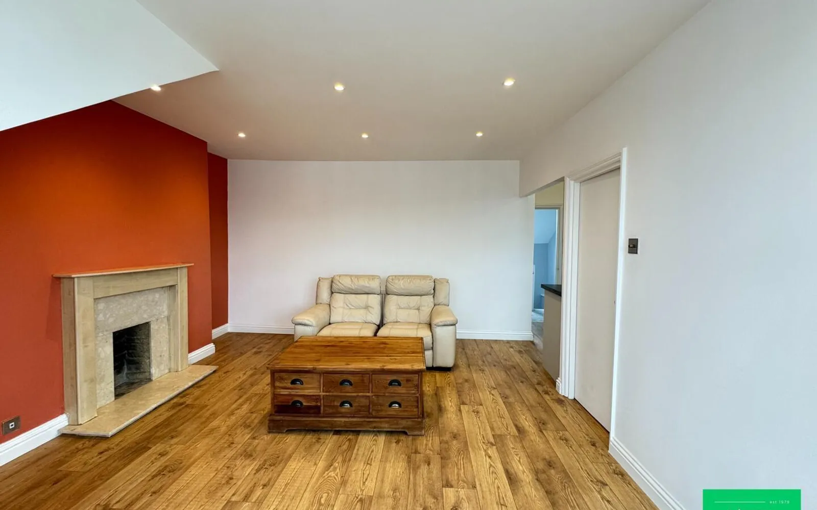 Flat Fortis Green in Greater London