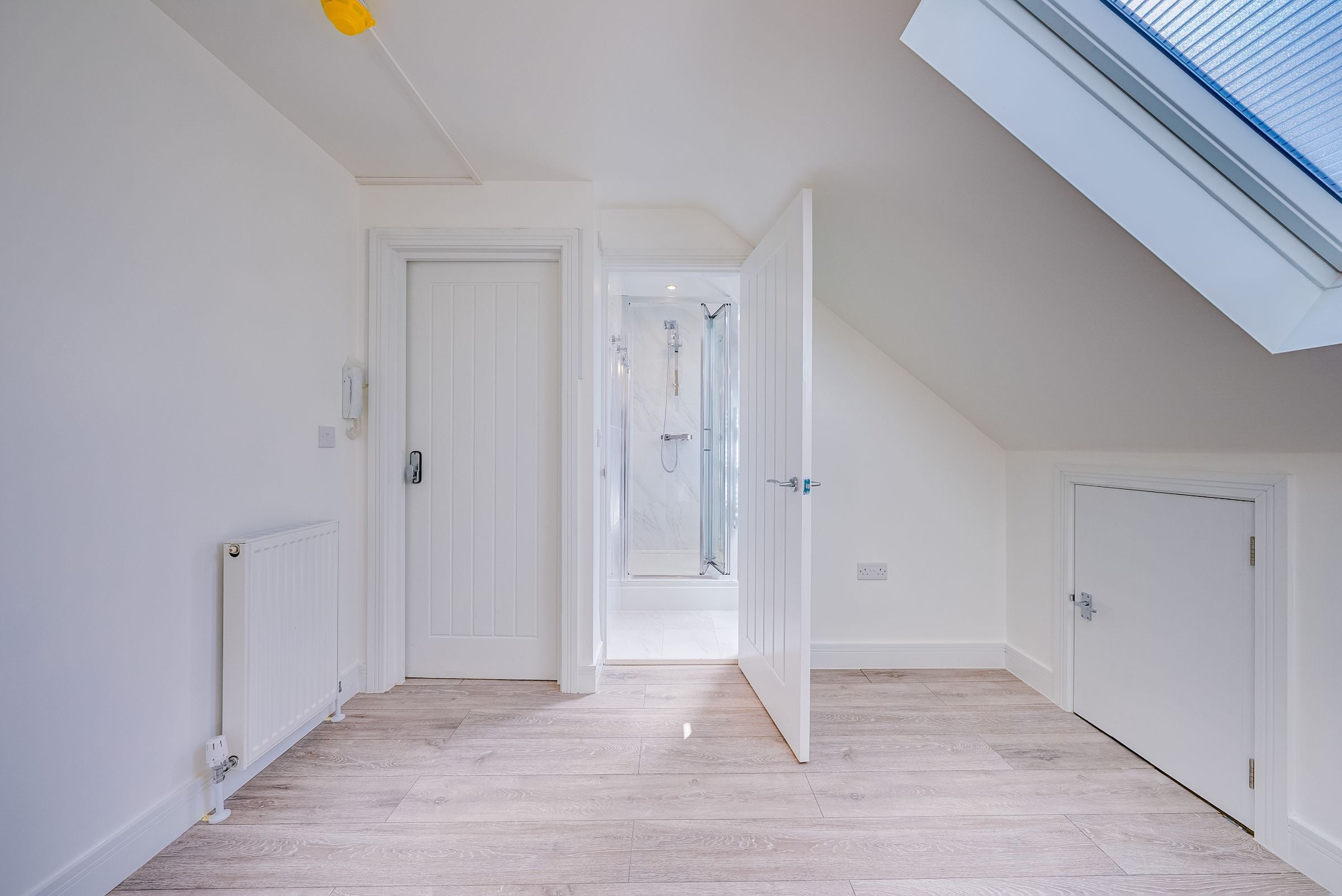 Room Trosley Avenue in Gravesham