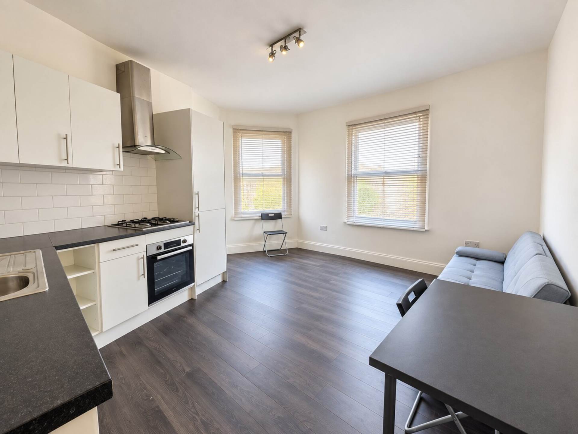 Flat High Road Leytonstone in Greater London