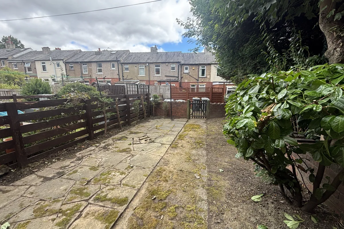 House Waverley Road in Kirklees