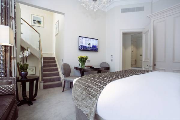 Flat Sloane Gardens in Greater London