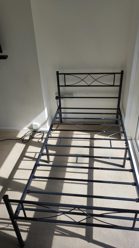 Room Shrublands Avenue in Greater London