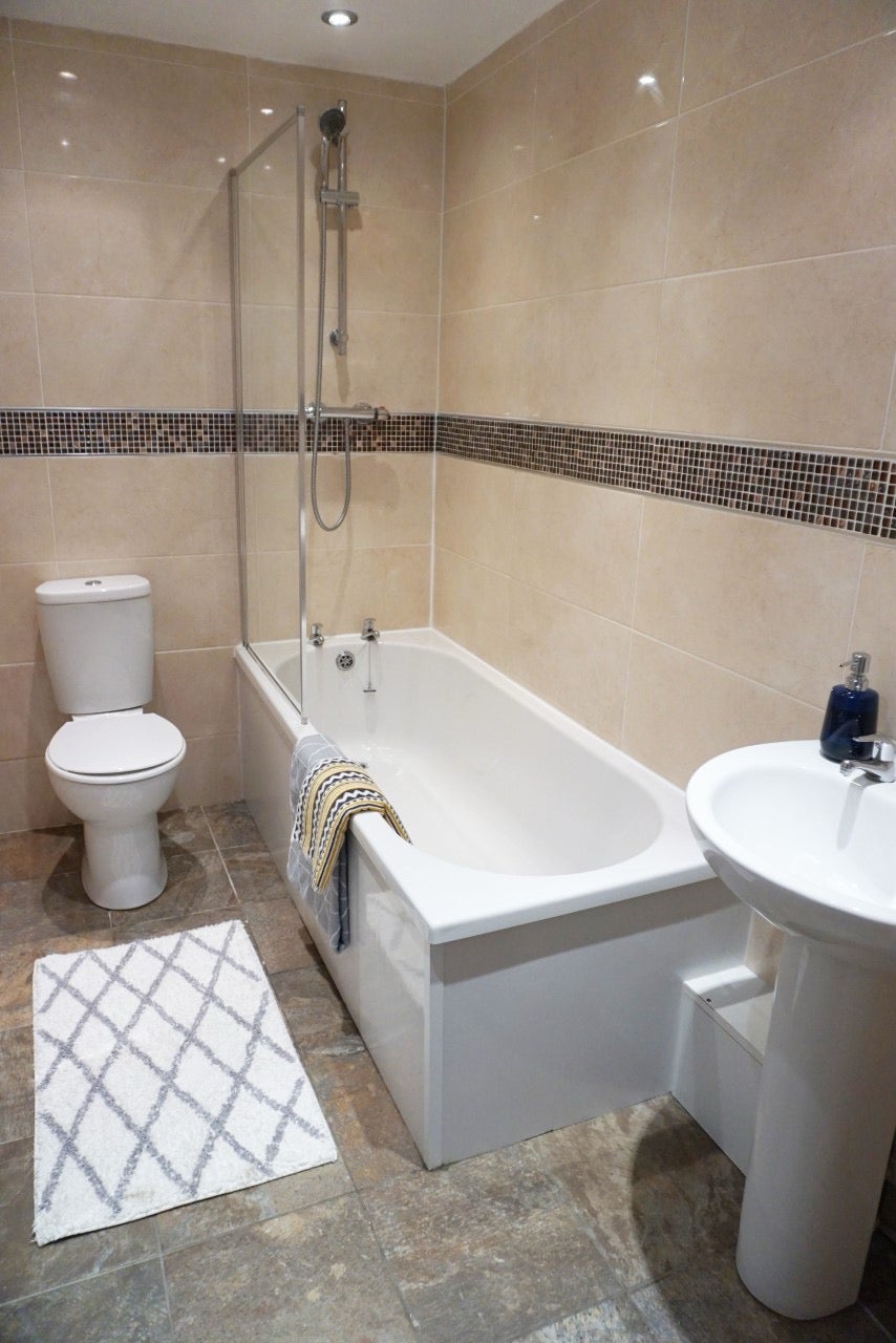 Flat Balmoral Terrace in Newcastle upon Tyne
