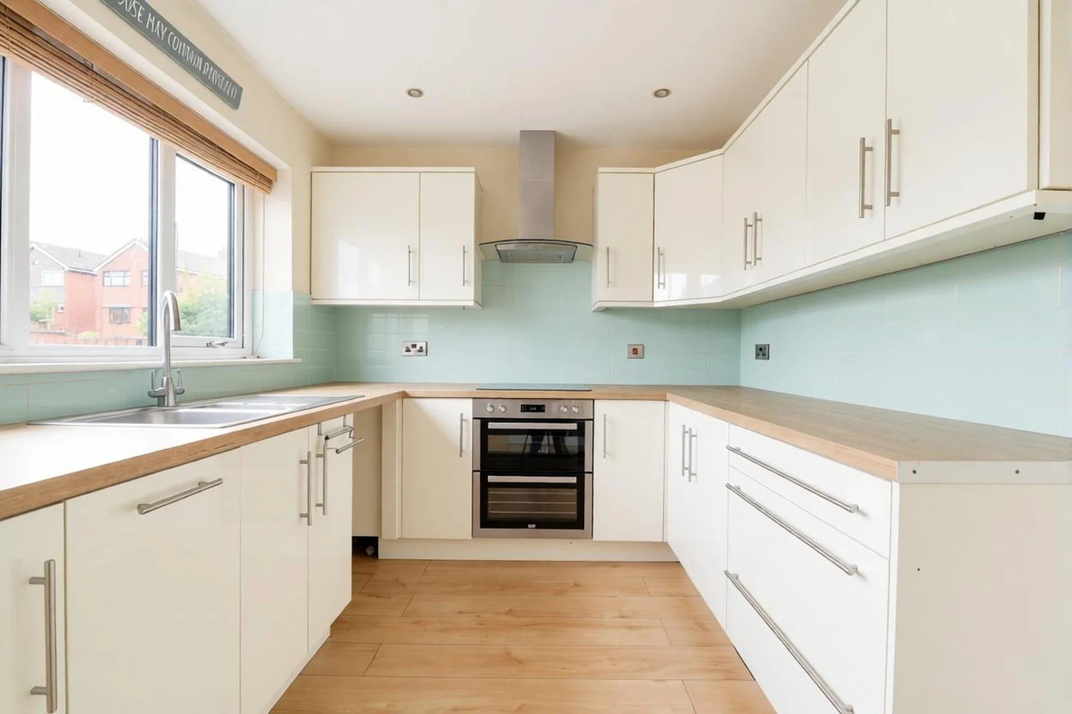Flat Debenham Crescent in Stoke-on-Trent