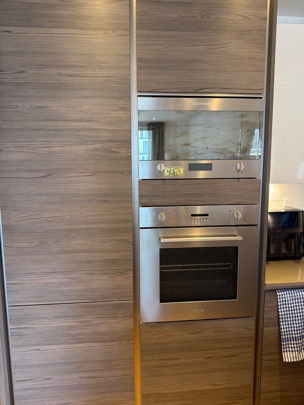 Room Plough Way in Greater London