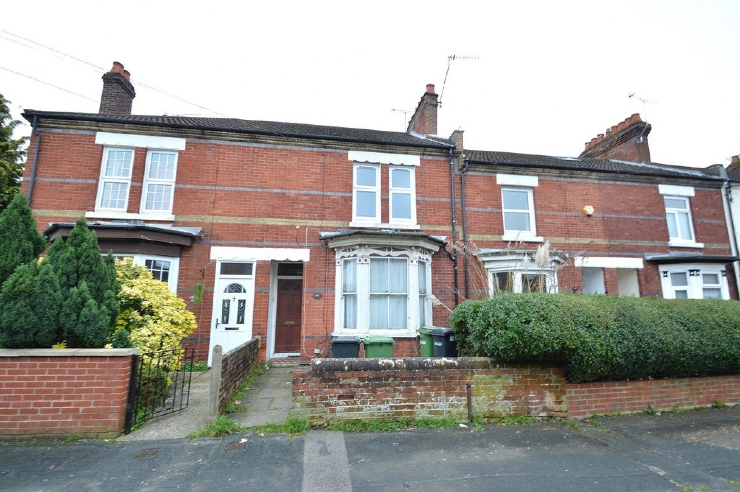 Flat Bellevue Road in Eastleigh