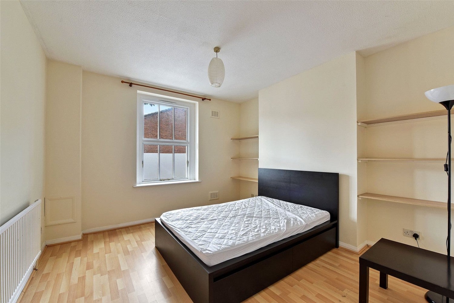 Flat Ainsley Street in Greater London