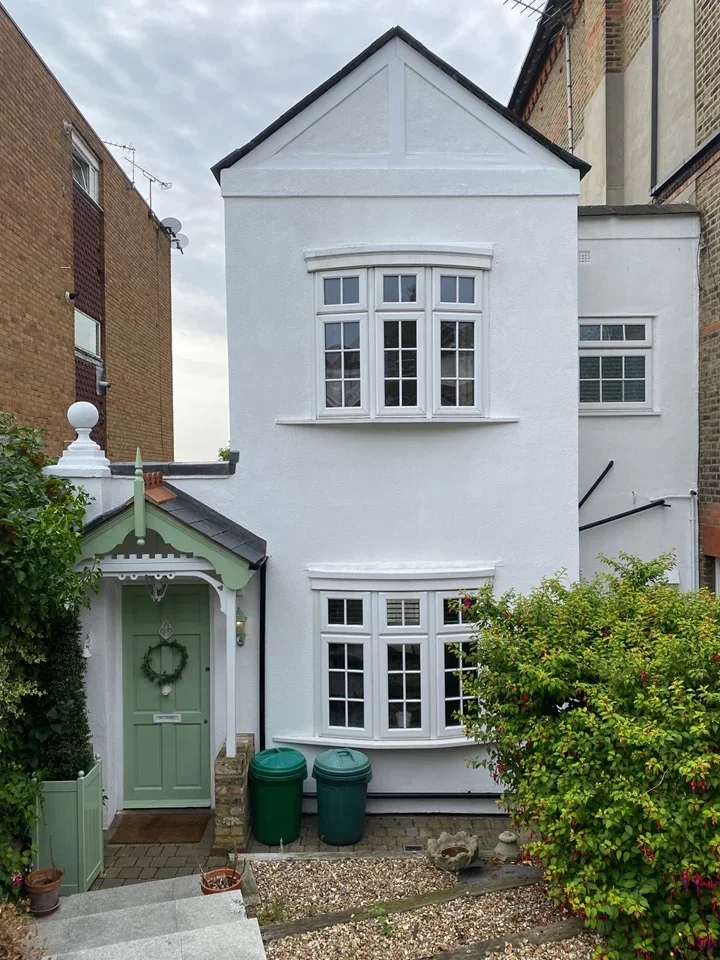 House Ross Road in Greater London