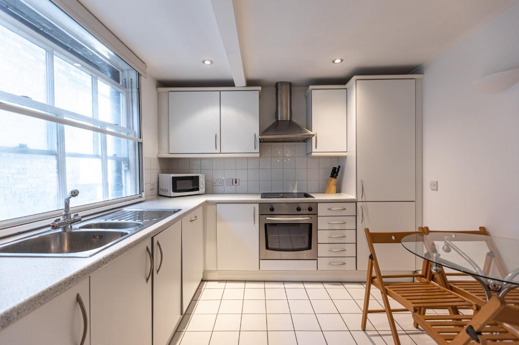 Flat Bishopsgate in City of London