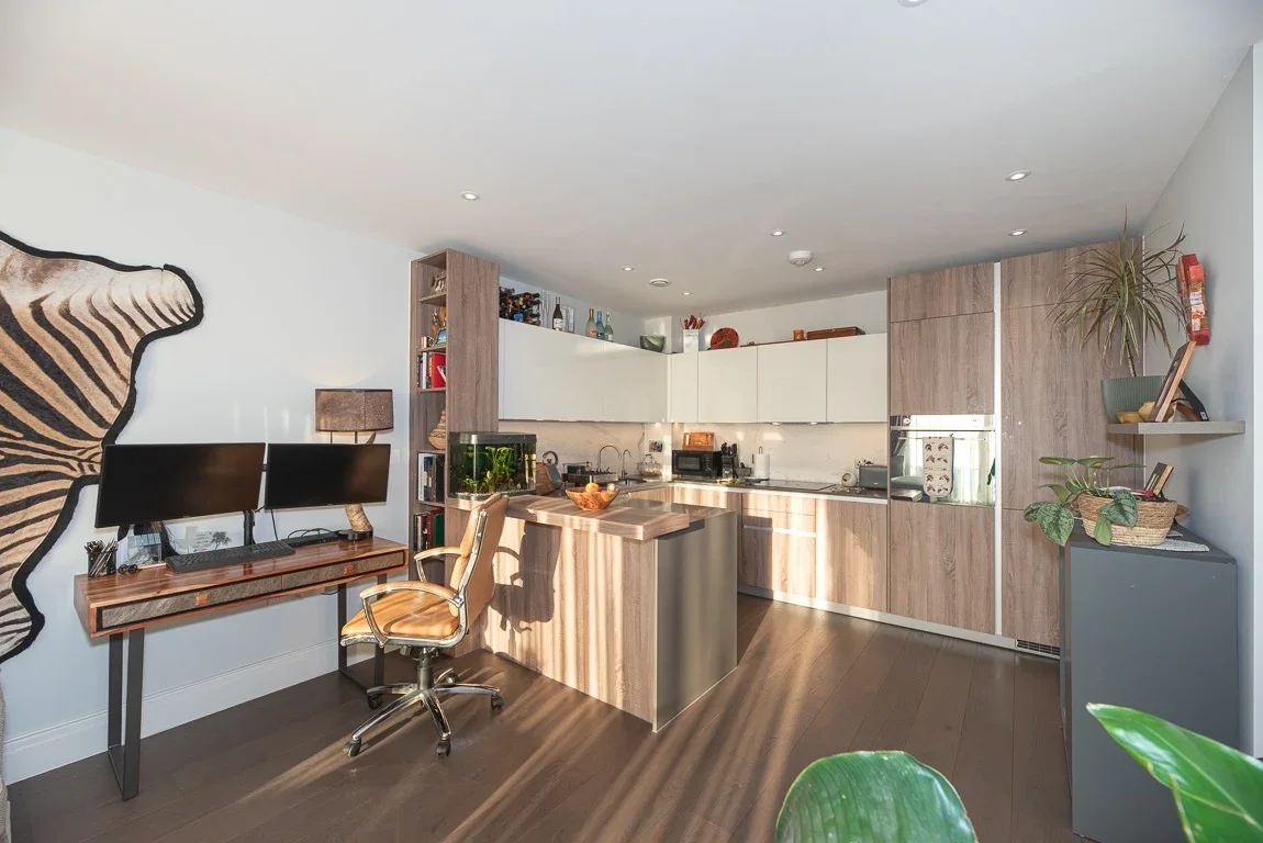 Flat Richmond Road in Greater London