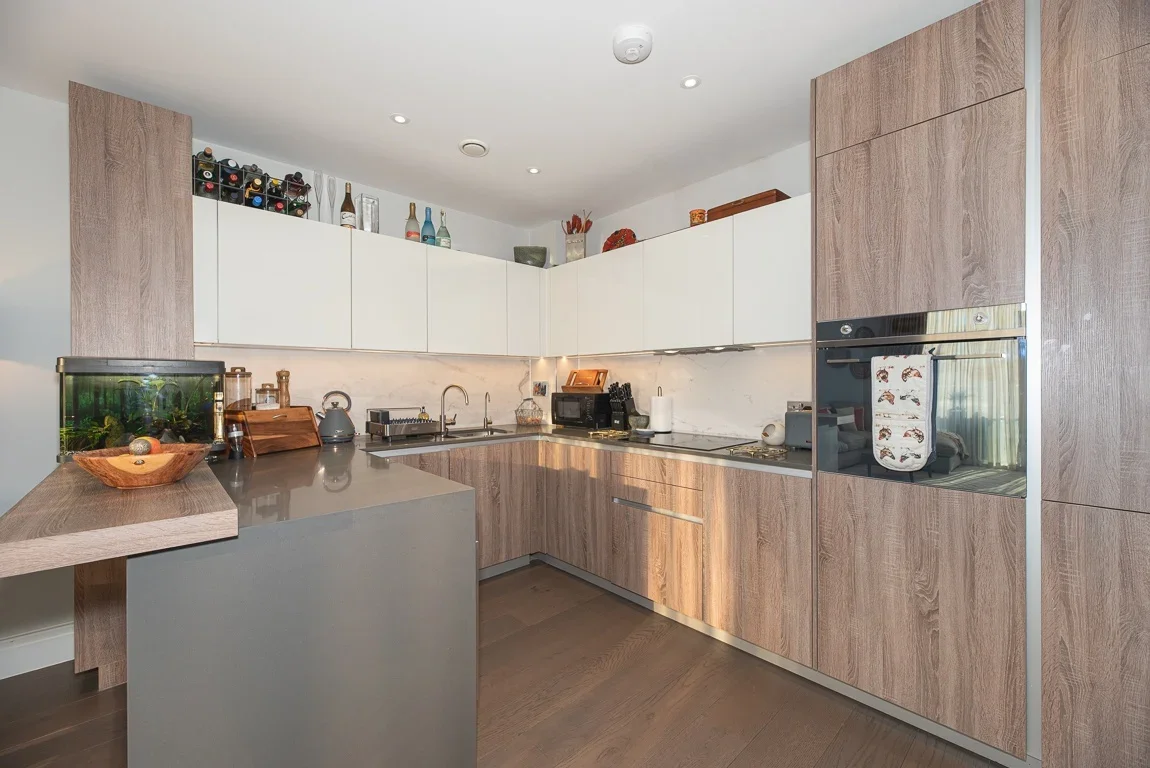 Flat Richmond Road in Greater London