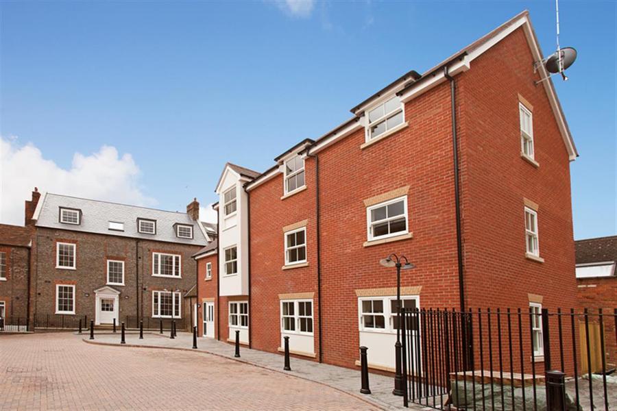Flat Church Street in Reading