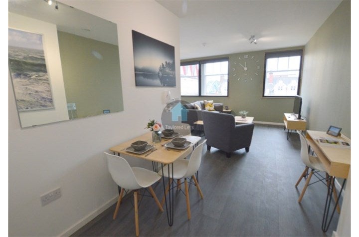 Flat Mosley Street in Newcastle upon Tyne