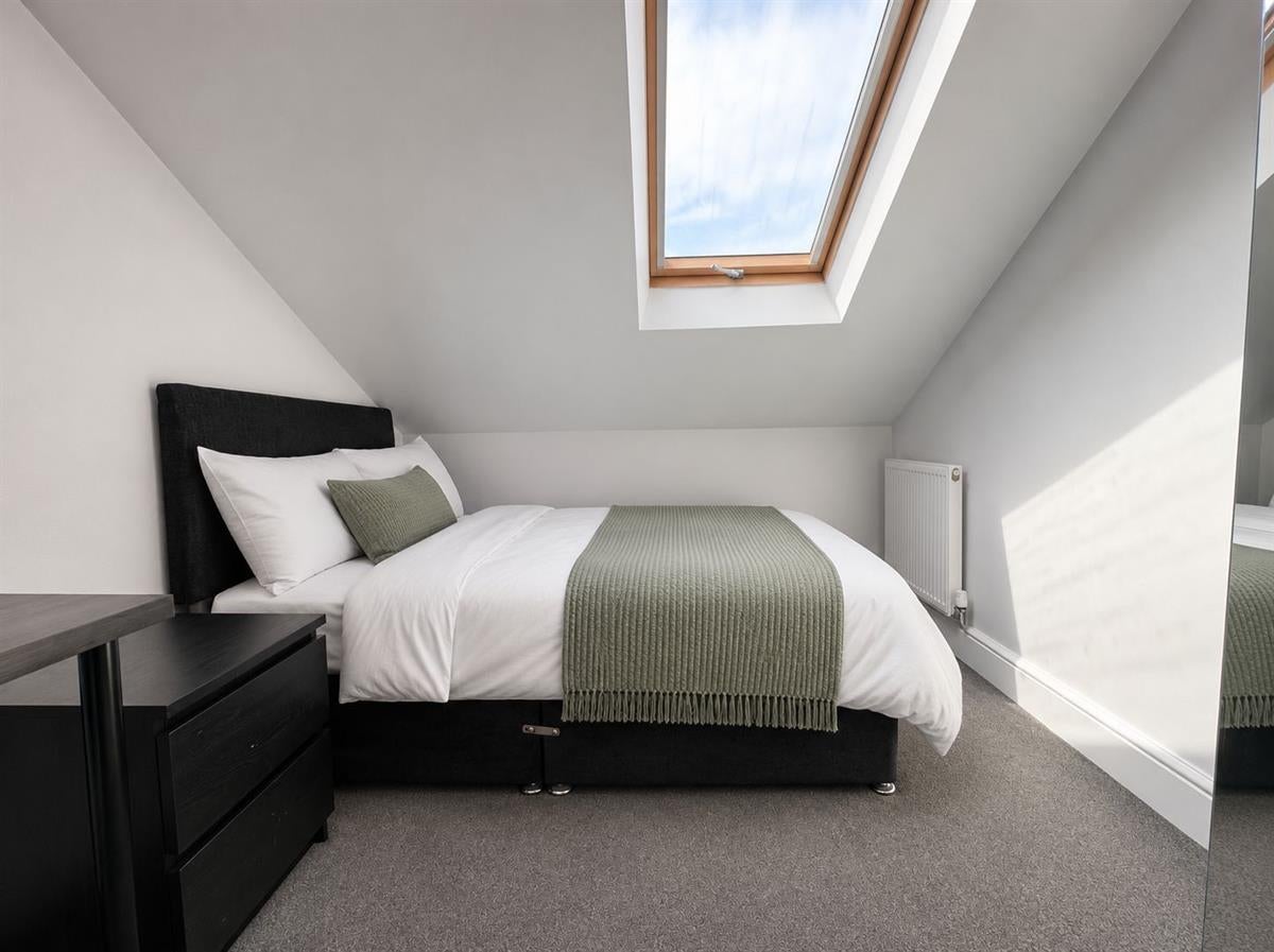 Flat Millicent Road in Nottingham