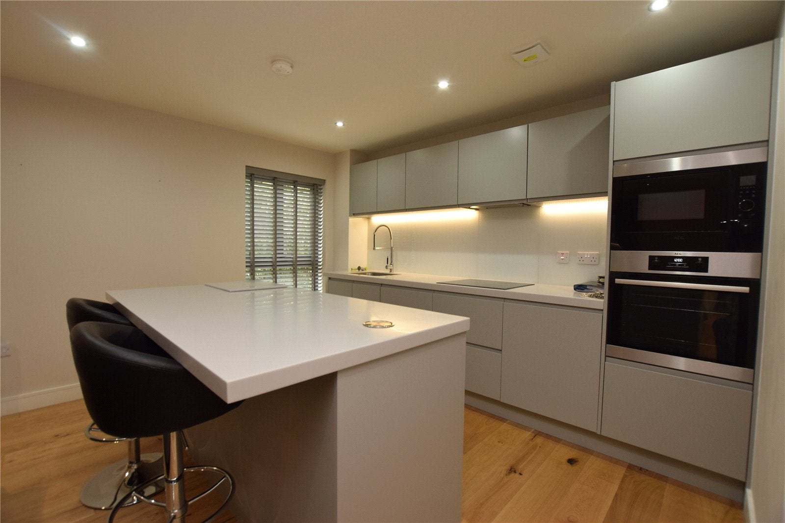 Flat Cornmill View in Leeds