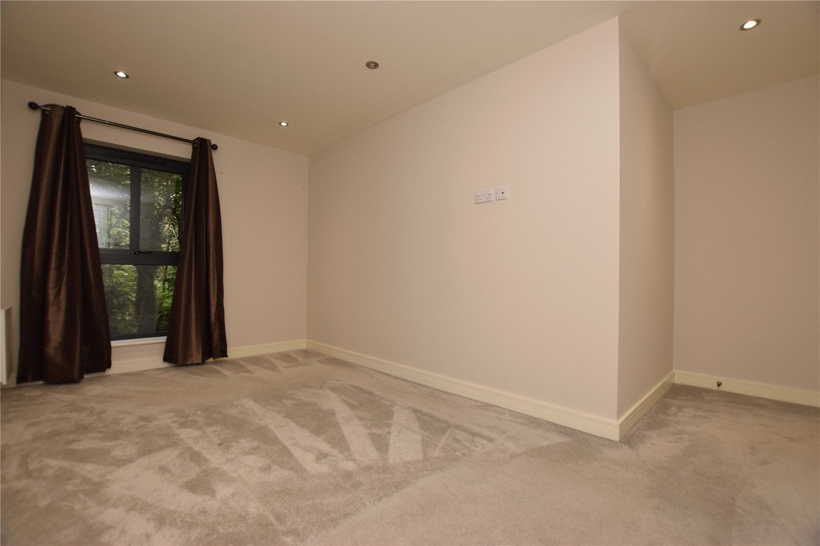 Flat Cornmill View in Leeds
