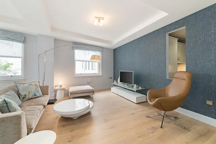 Flat Martin Lane in City of London
