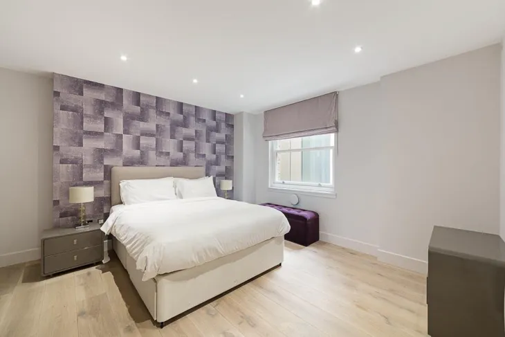 Flat Martin Lane in City of London