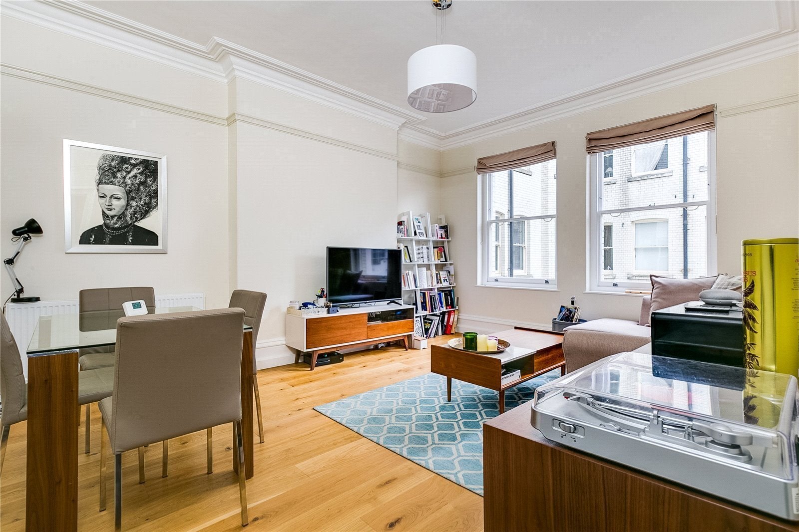 Flat Adeline Place in Greater London
