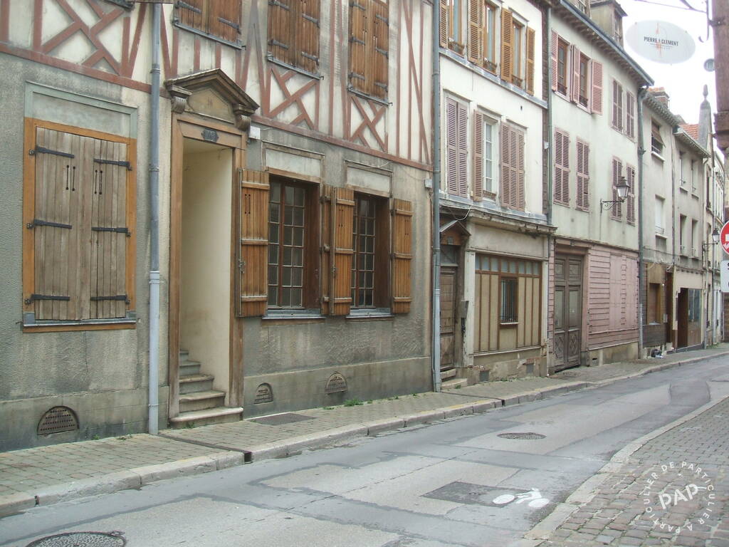 Flat Rue de l'Aube in Villette-sur-Aube