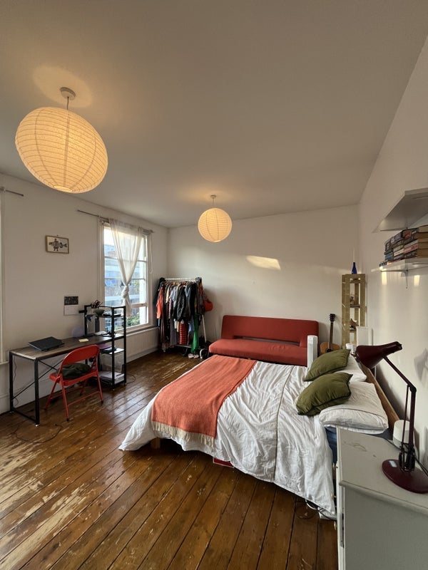 Room Anton Street in Greater London