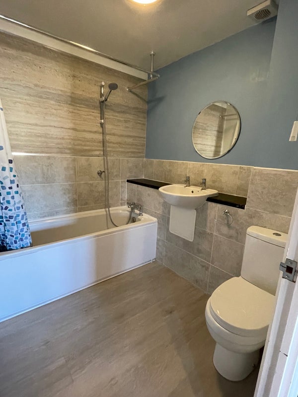 Room Rookes Crescent in Chelmsford