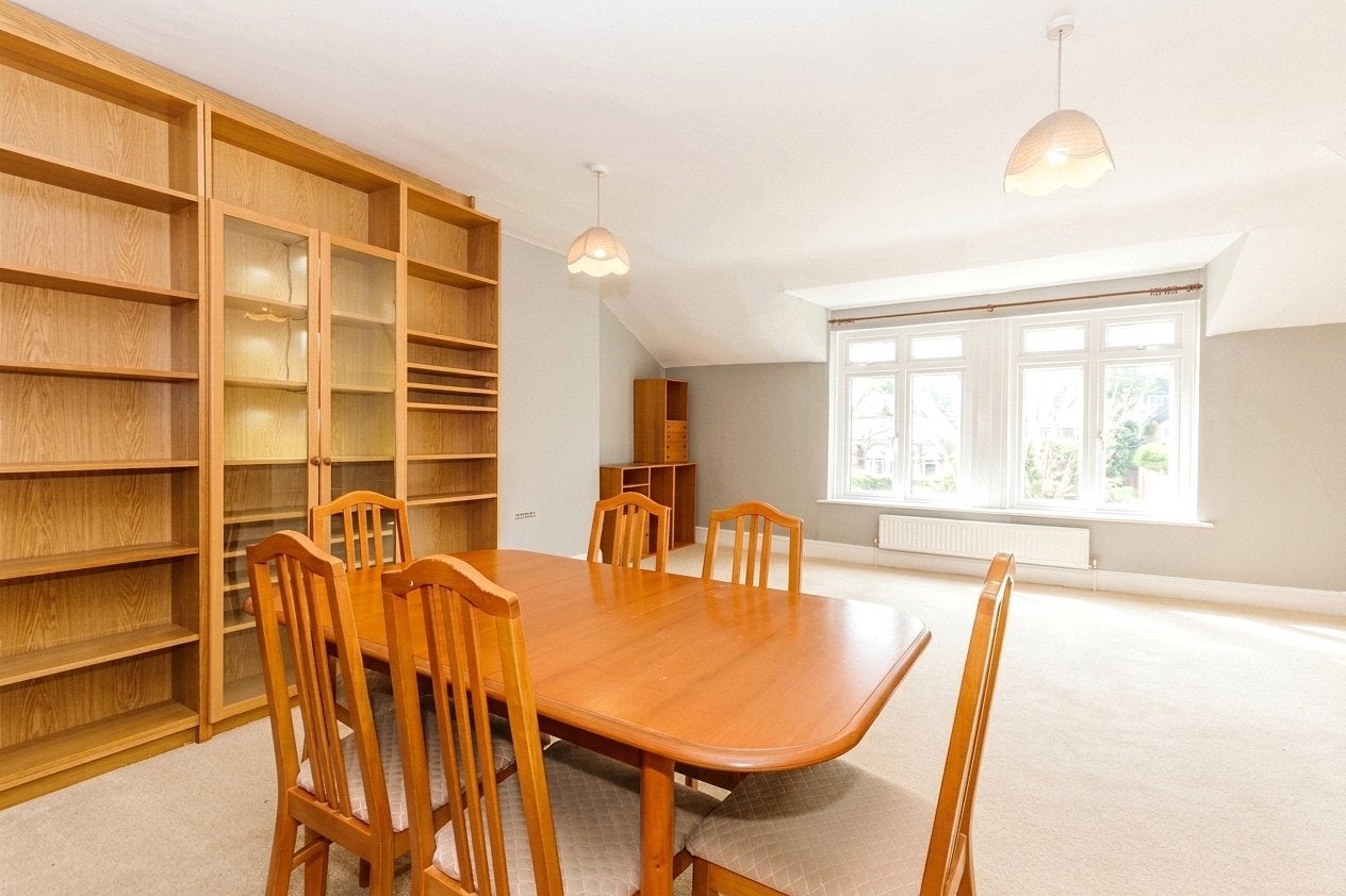 Flat Redland Road in Bristol
