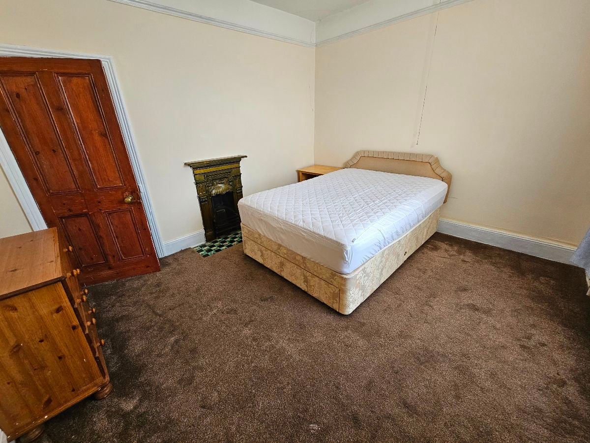 Room Victoria Road in Fenland District