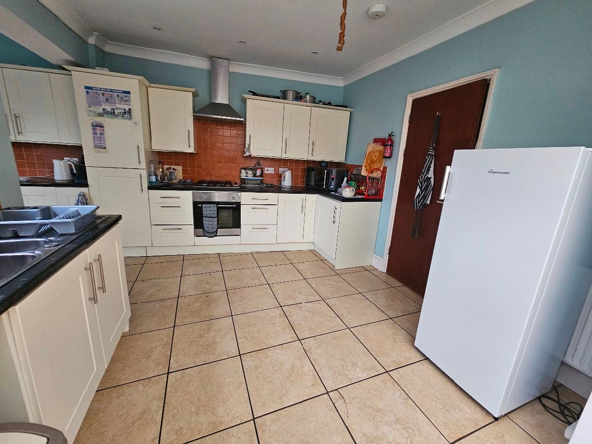 Room Victoria Road in Fenland District