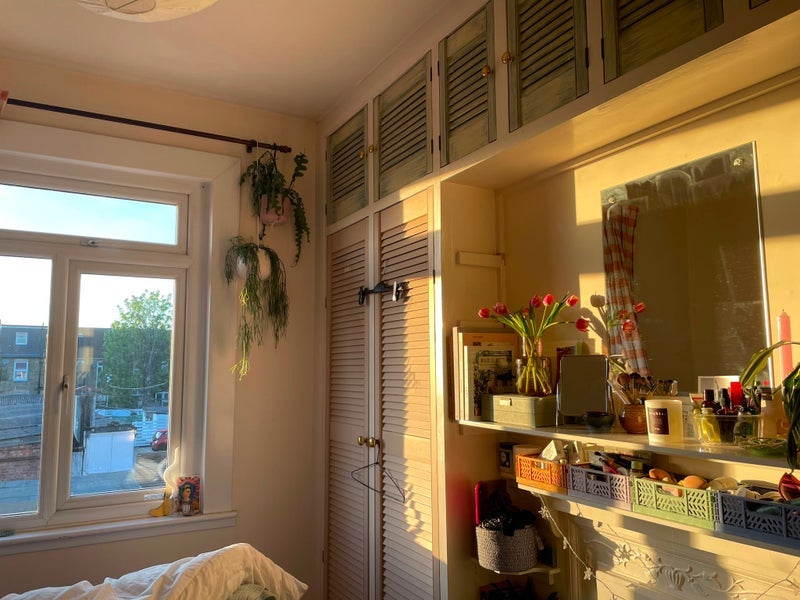 Room Undine Street in Greater London