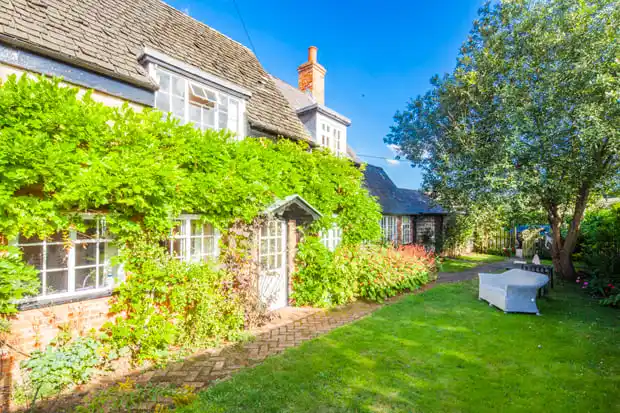 House Aldworth Road in Ashampstead