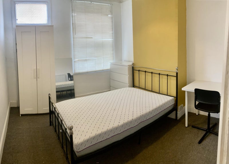 Room Hart Street in Nottingham