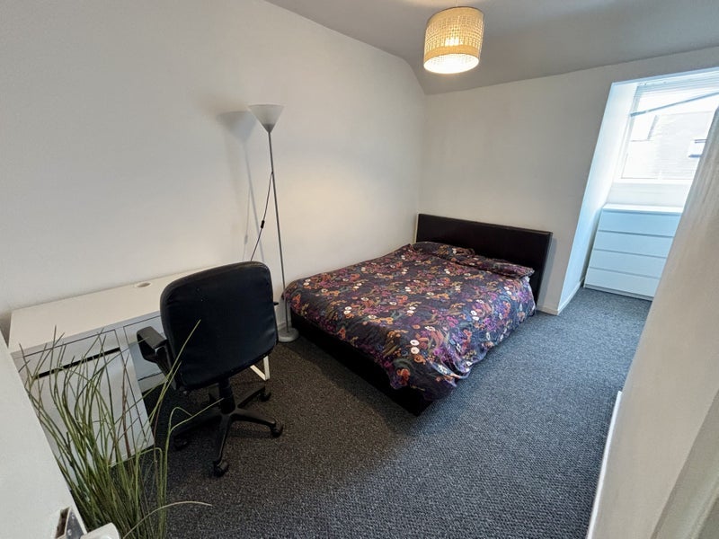 Room Hart Street in Nottingham