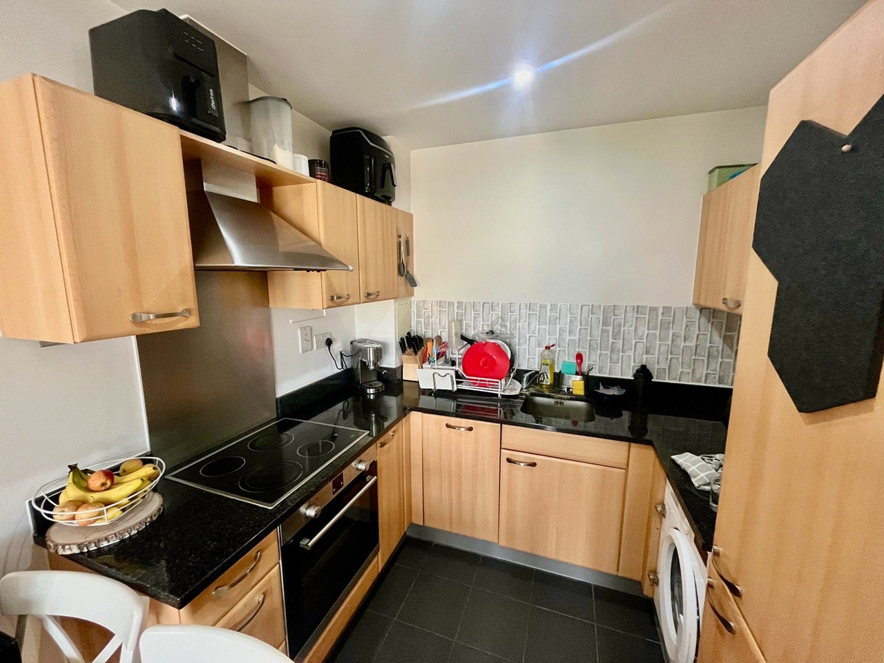 Flat Tarling Street in Greater London