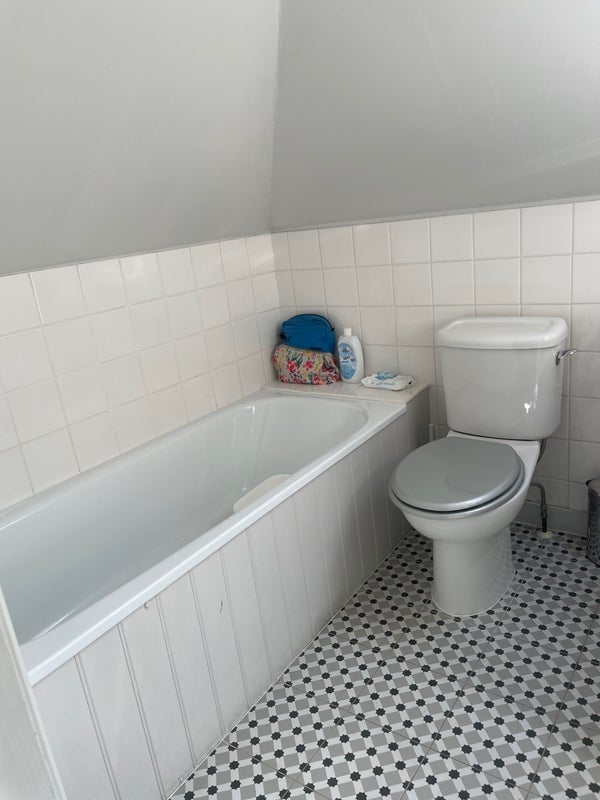 Room Cromford Road in Greater London
