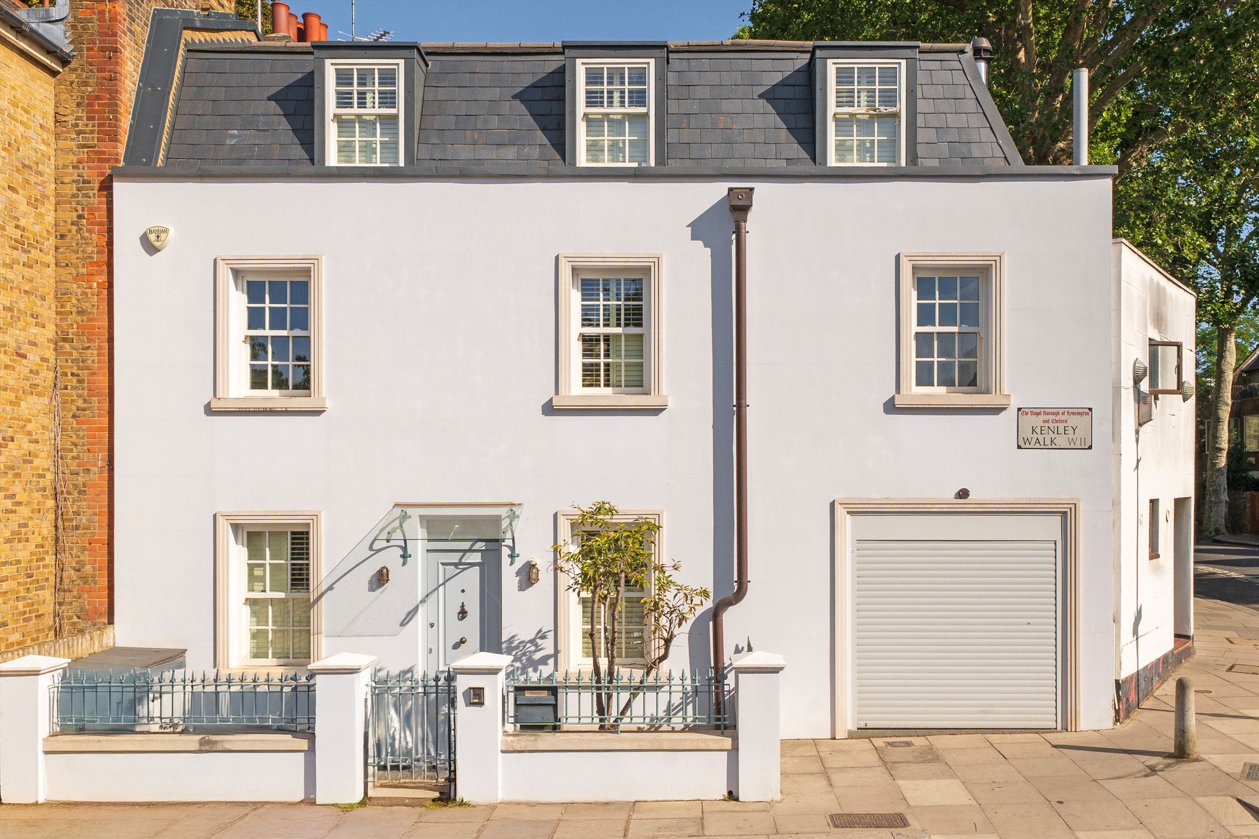 House Kenley Walk in Greater London