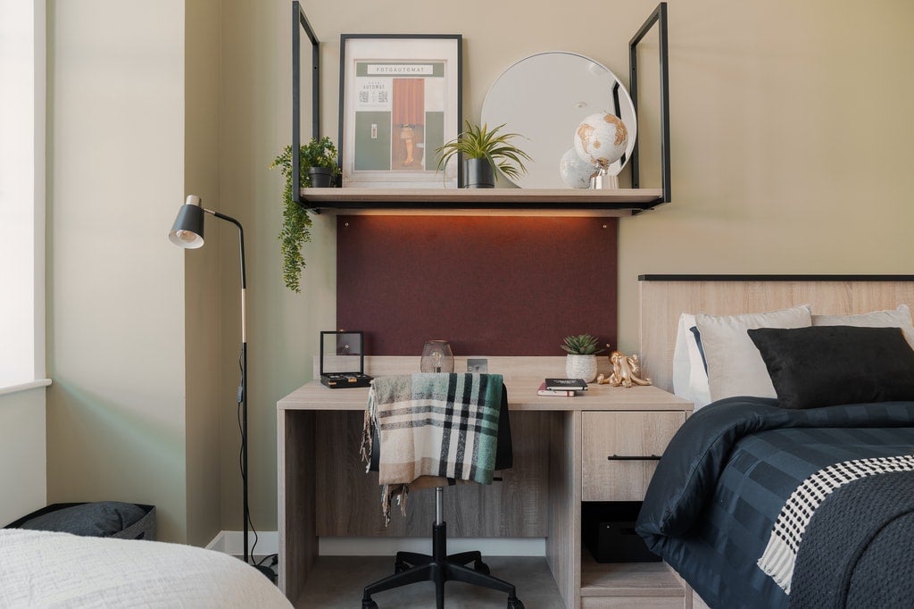 Room Childers Street in Greater London