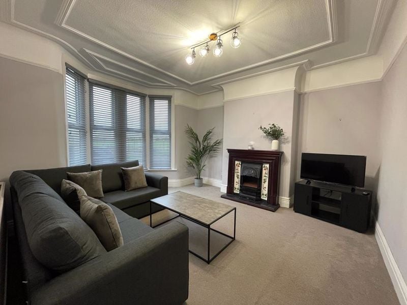 Flat Grant Avenue in Liverpool