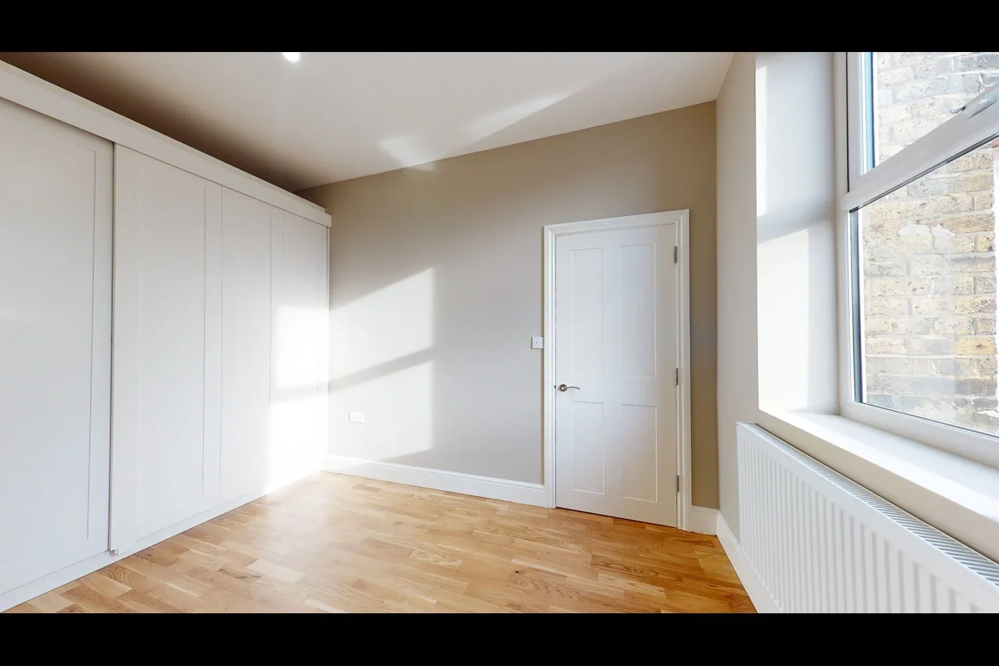 Flat Beckenham Road in Greater London