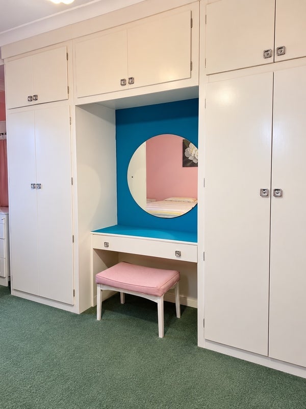 Room Flaxton Road in Greater London
