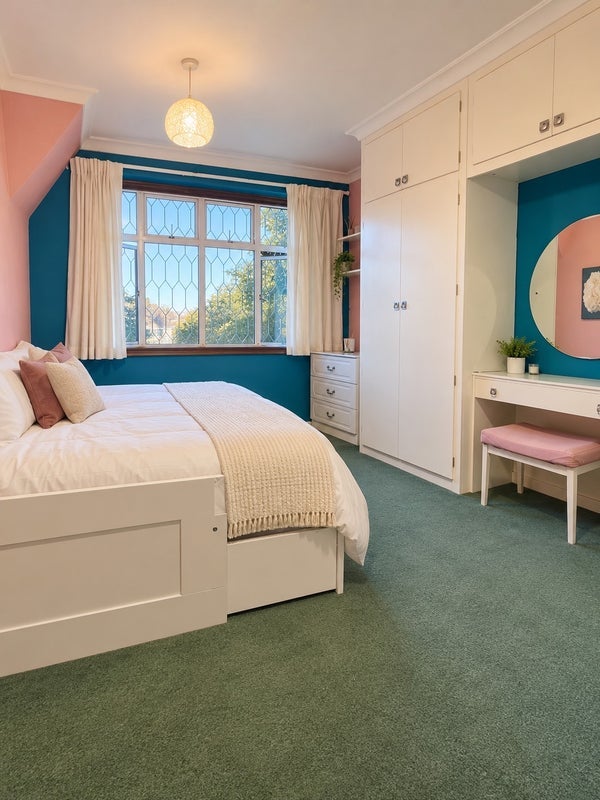 Room Flaxton Road in Greater London