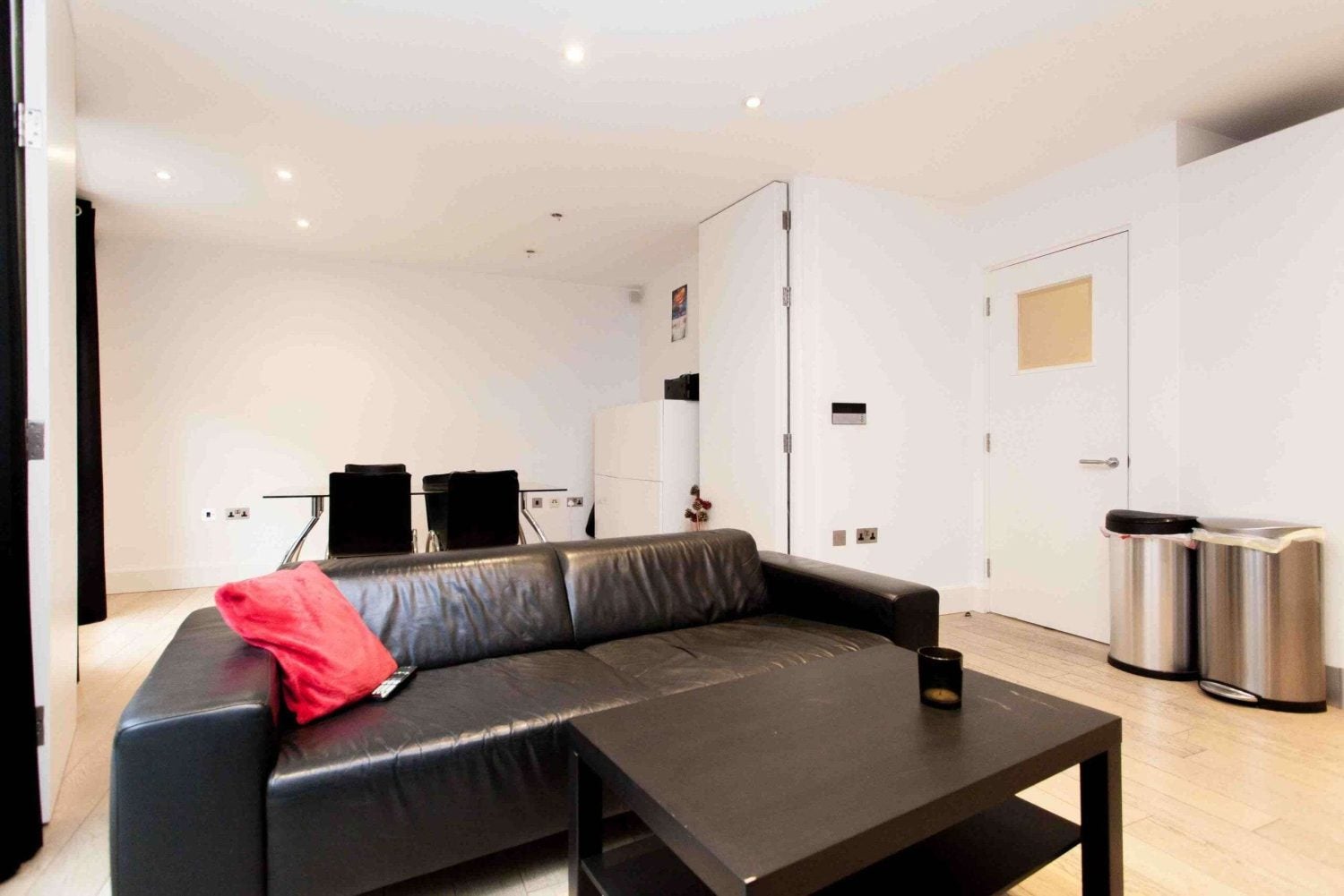 Flat Hatton Place in Greater London