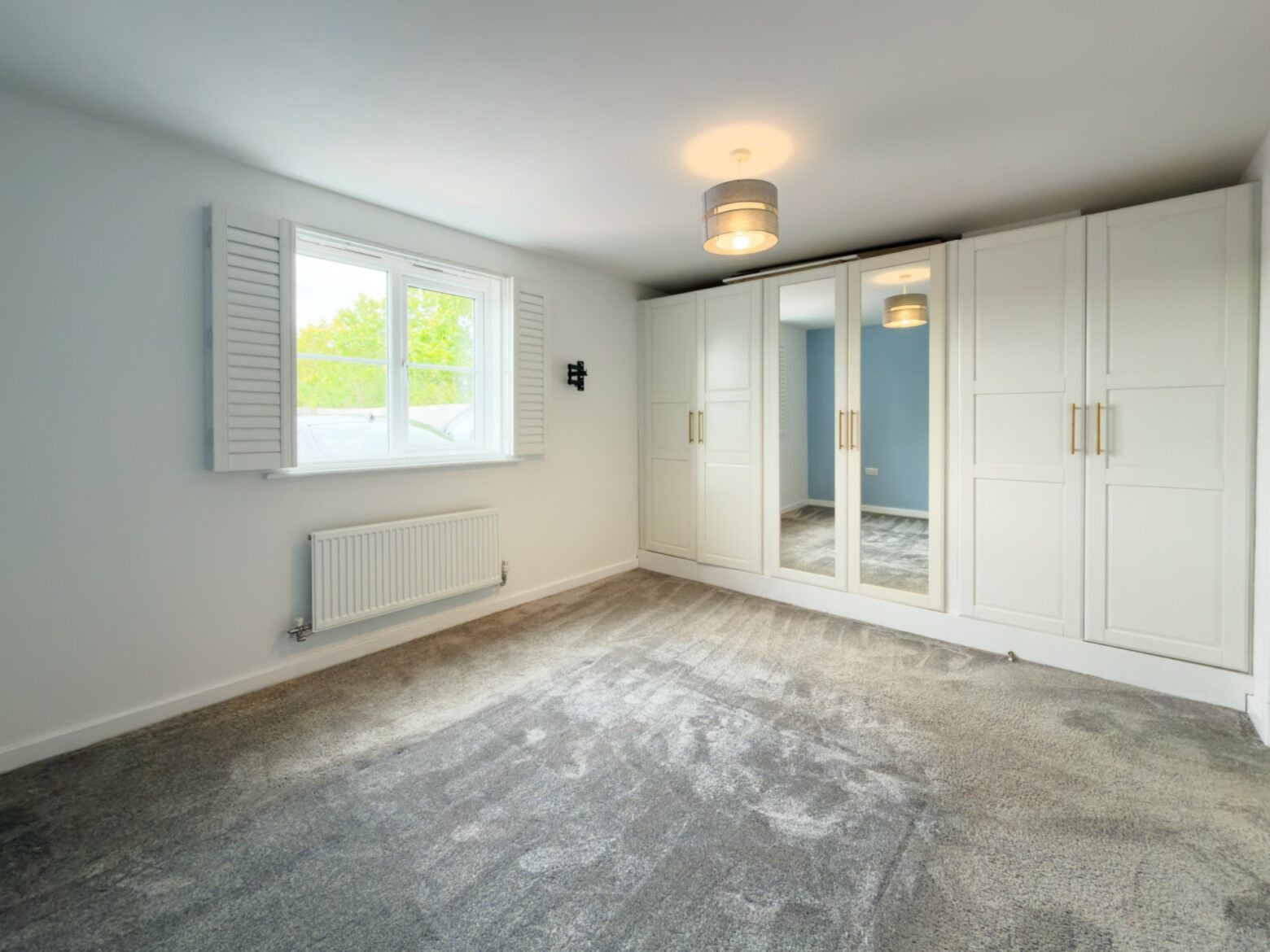 Flat Exel Drive in Birmingham