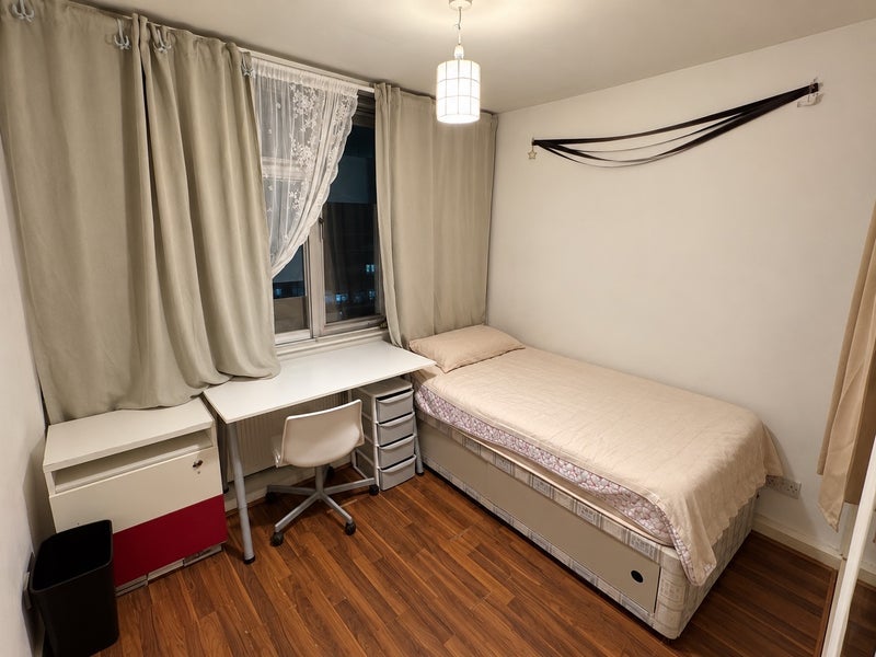 Room Grafton Way in Greater London